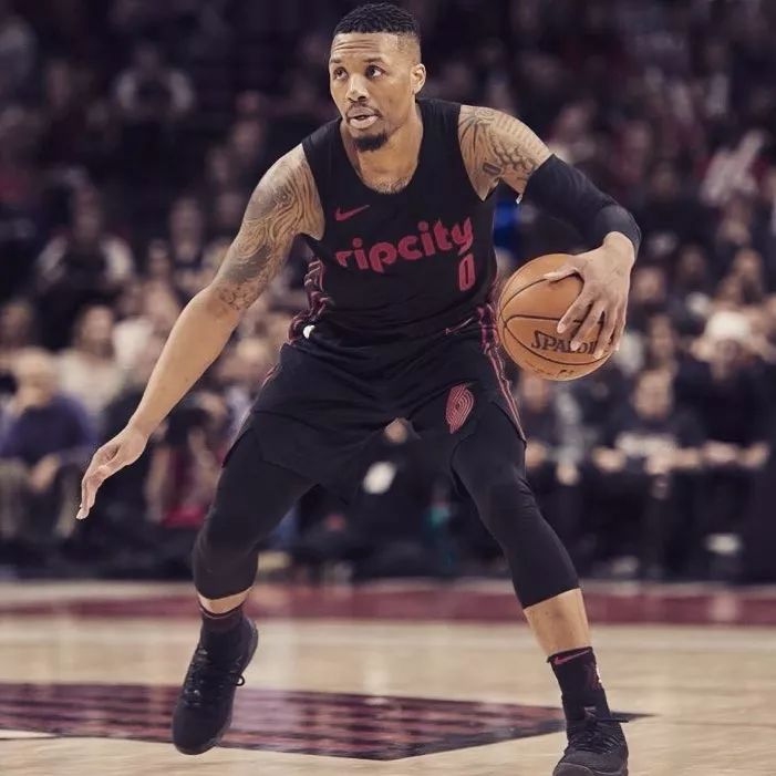 测榜单而更 测榜单而更