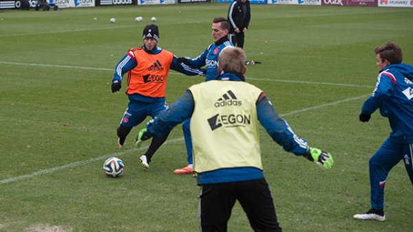 震惊足坛 震惊足坛