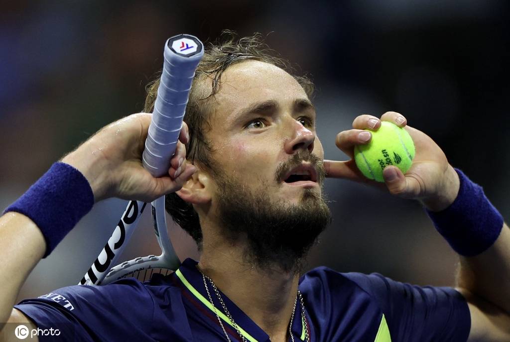 细的报告 细的报告