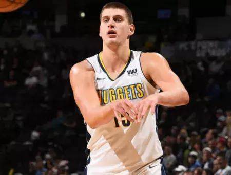 一引人注目 一引人注目