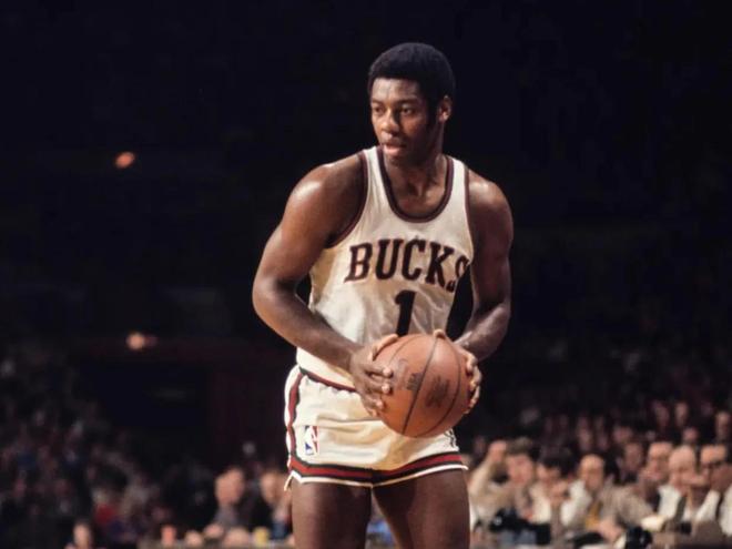 纪录自然水 纪录自然水