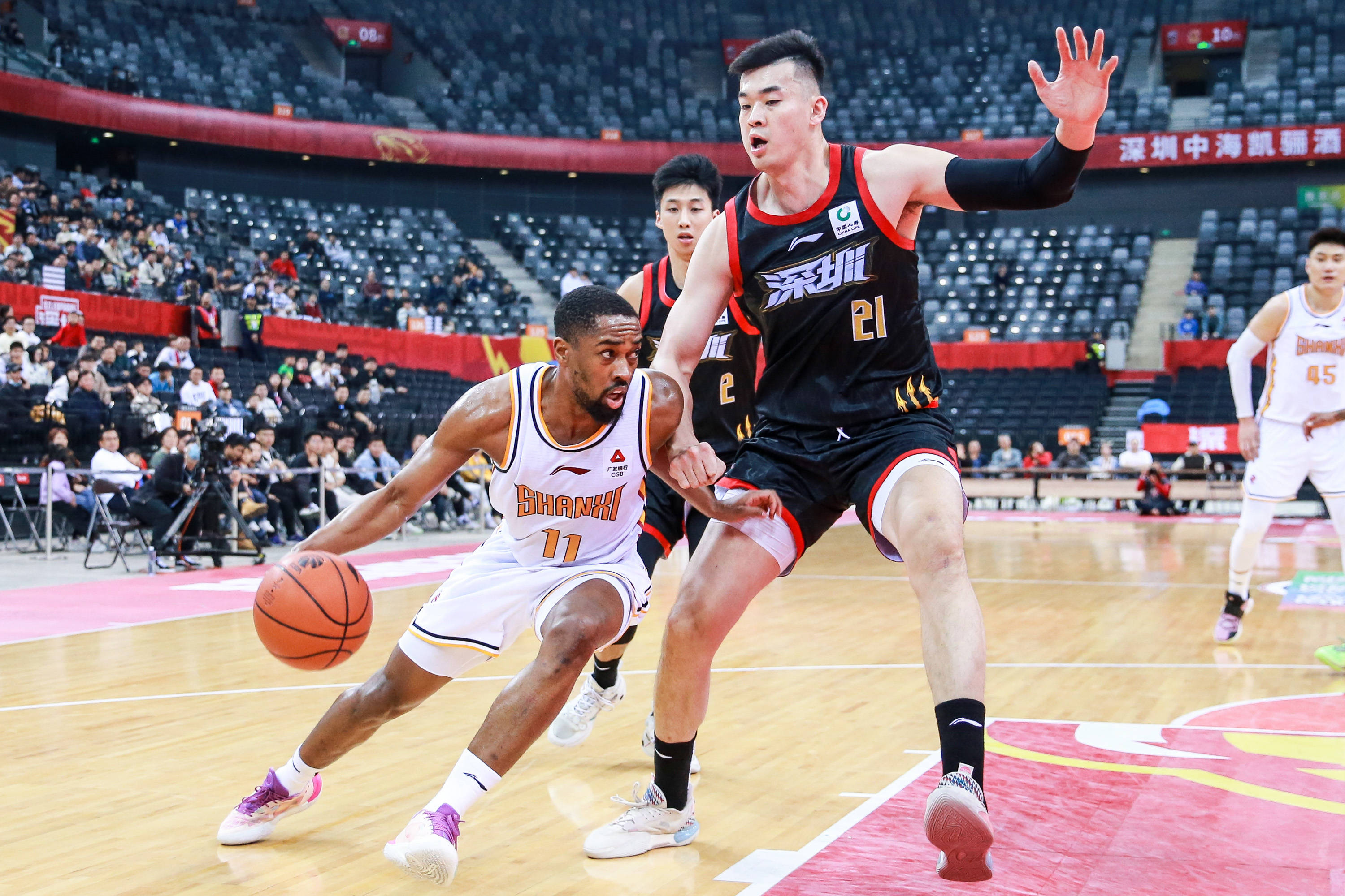 到加冕MV 到加冕MV